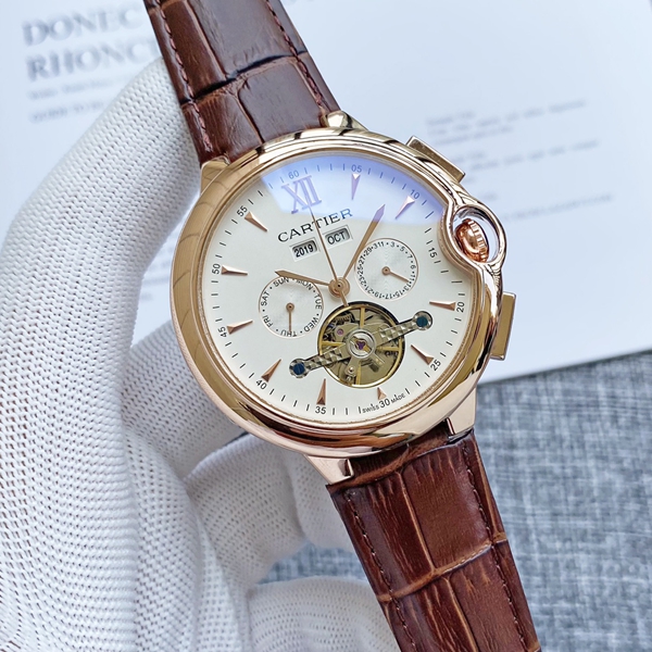 ブランド時計角部分ディテール